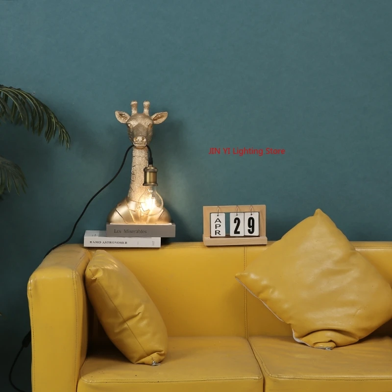 Decor Lighting Sales - Золотой Горячий Продажи Смола Жираф Светодиодный