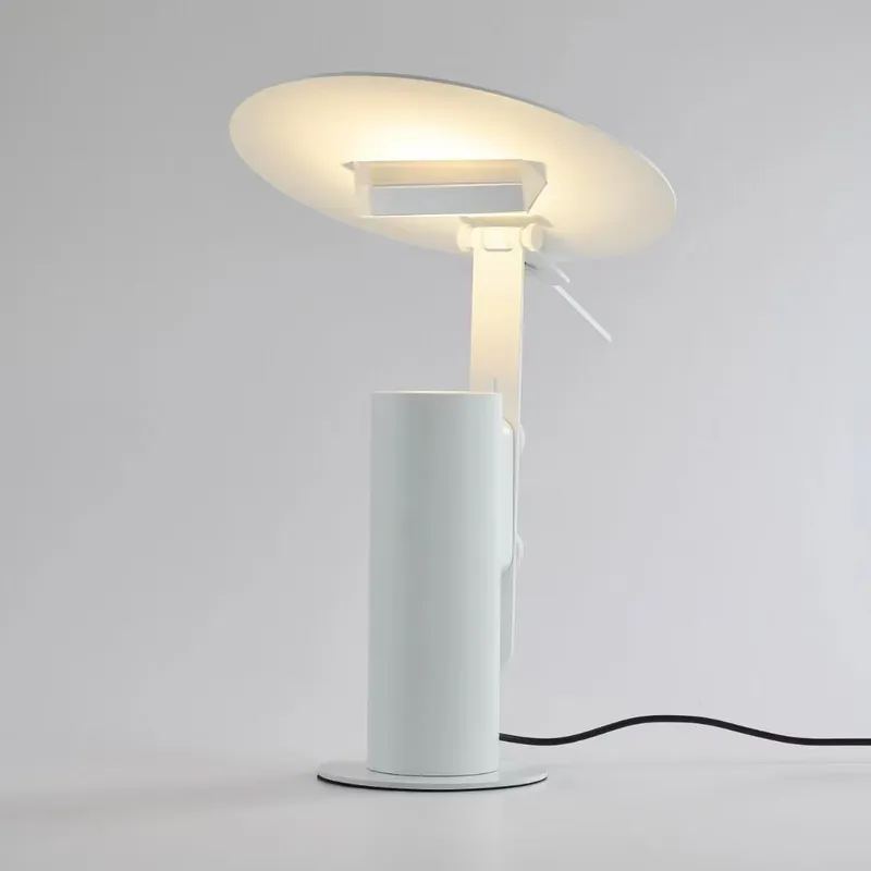 Decor Lighting Table Lamps - Современная креативная простая настольная лампа с
